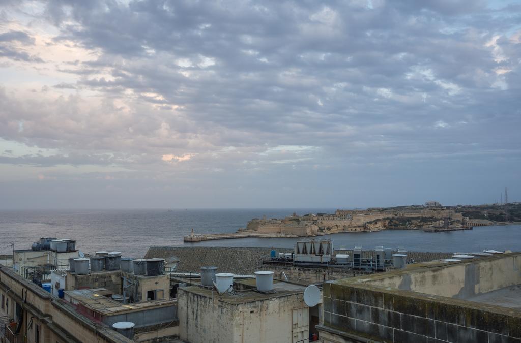 Kursara Port View Apartman *